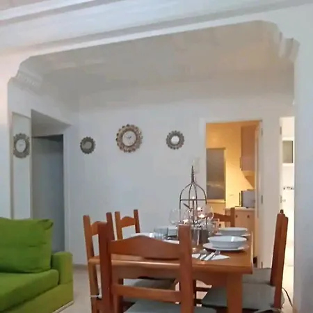 City Apartment *